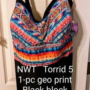 NWT Torrid 5 One Piece Swimsuit